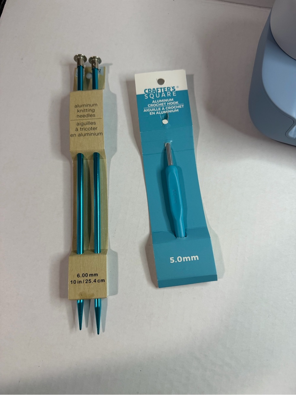 Turquoise Aluminum Knitting Needles & 5.0mm Crochet Hook